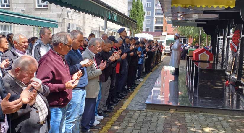 Kıbrıs Gazisi Kürtün son yolculuğuna uğurlandı