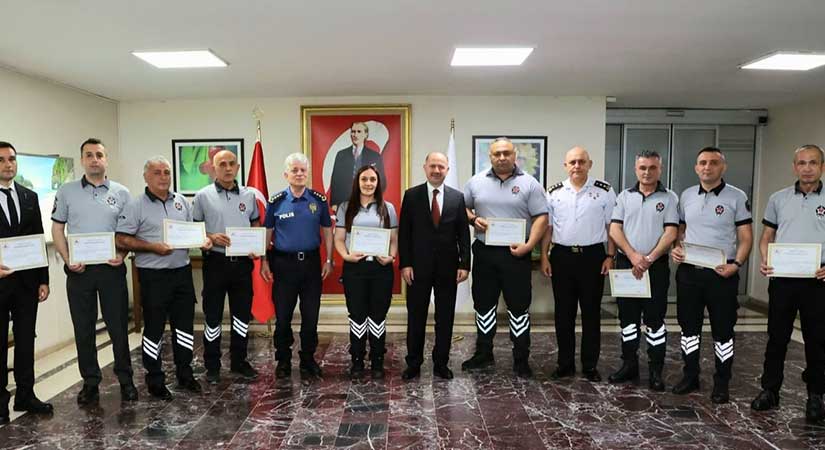 Başarılı güvenlikçi ve emniyet personeline ödül