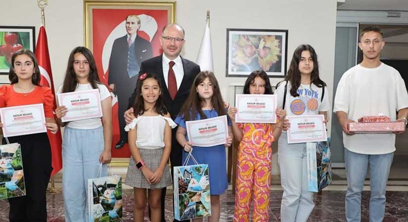 1 Kural, 1 Hayat diyerek yarıştılar