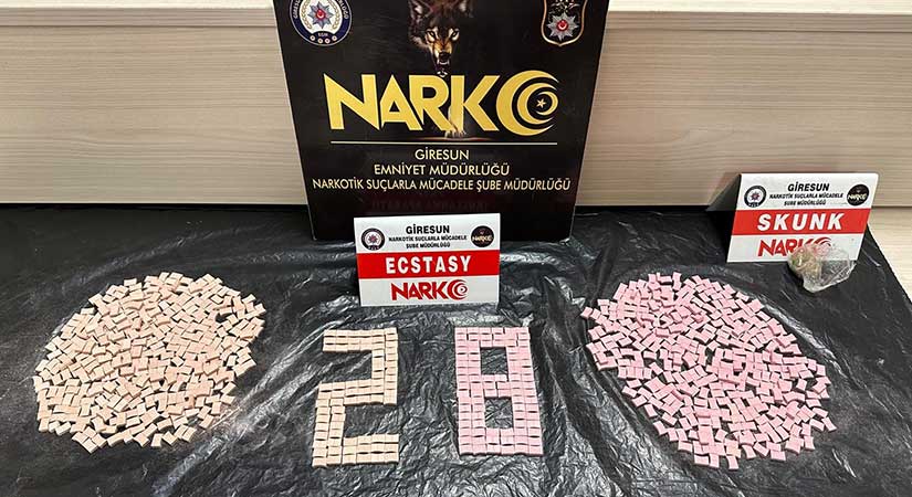 Giresun’daki operasyonda: 850 Ecstasy hap ele geçirildi