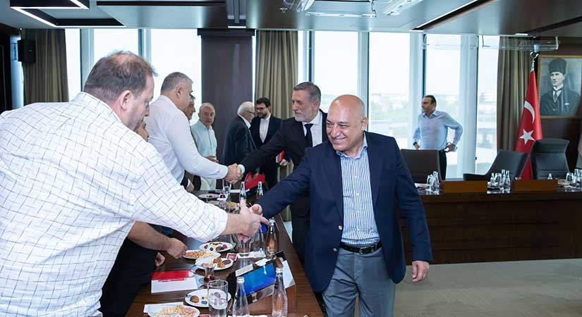 Riva’da gerçekleşen toplantıda kulüpler taleplerini iletti