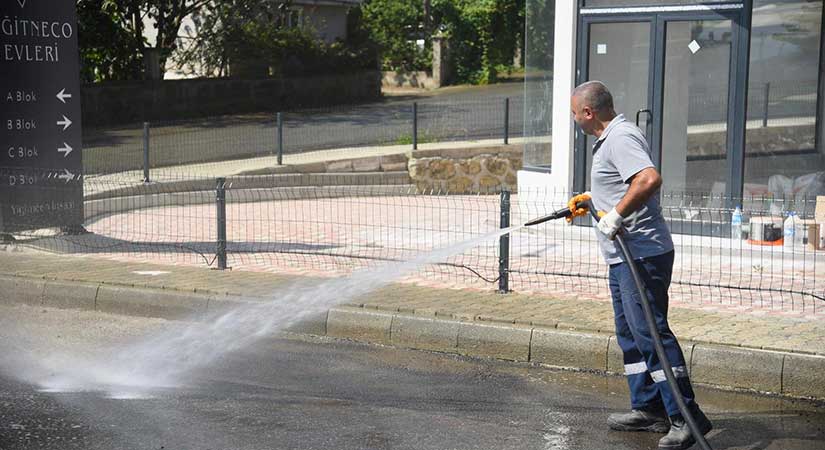 Giresun Belediyesi’nden cadde ve sokak temizliği