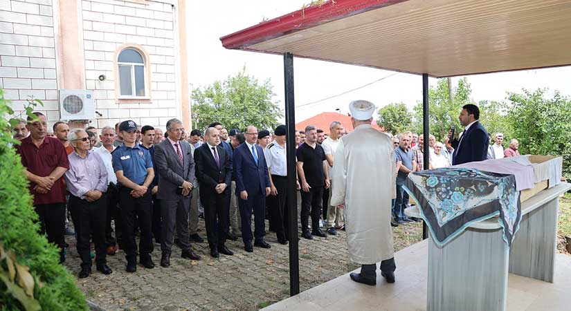 Giresun’da şehit annesine son veda