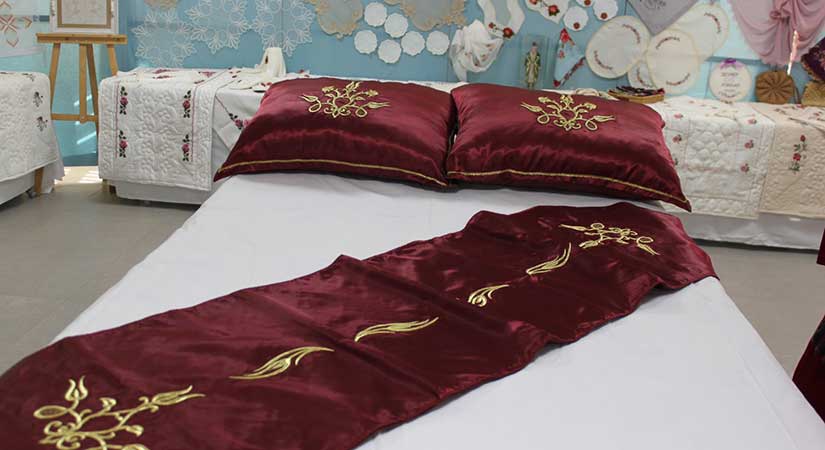 Depremzedelerin El Emeği: “Maraş İşi Sim Sırma” sergisi