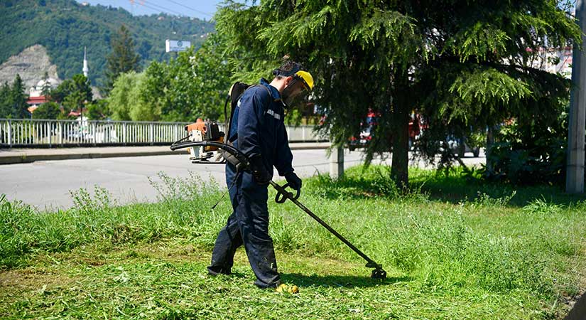 Park ve bahçeler temizleniyor Giresun güzelleşiyor