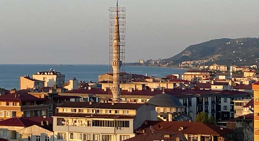 Cami ibadete kapatıldı!