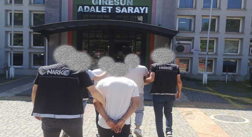 Tonlarca uyuşturucu madde ele geçirildi