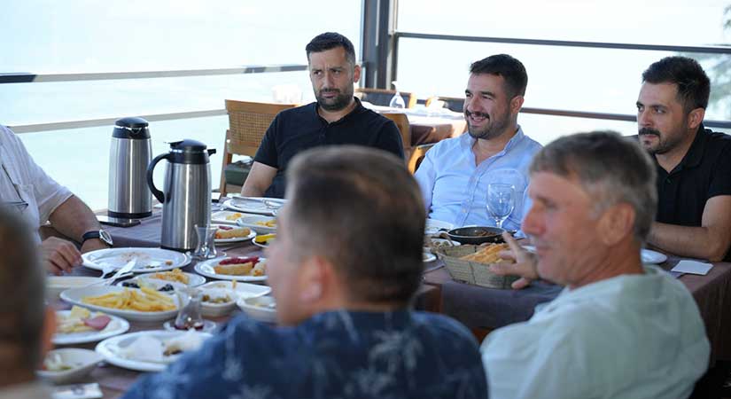 Ayyıldız, Muhtarlarla Kahvaltıda Bir Araya Geldi