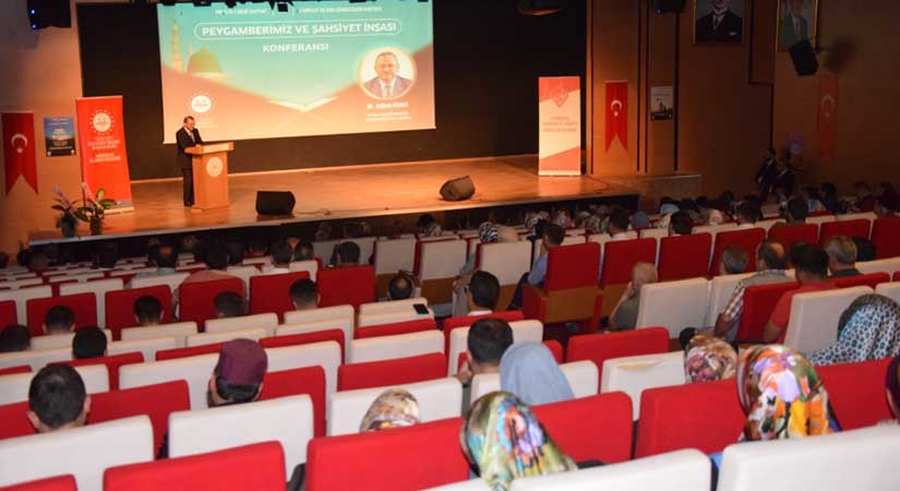 Dr. Kondi: Karakter inşası, tevhidi hayatın merkezine taşımakla başlar