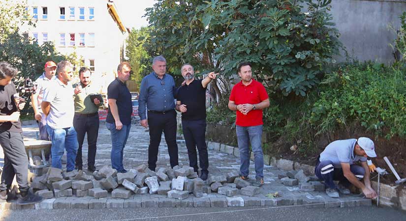 Sıbıç, ilçede yürütülen çalışmaları yerinde inceledi