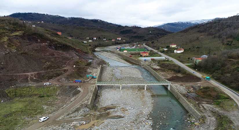 Yağlıdere Vadisi’nde taşkın kontrol çalışmaları