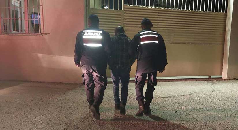 Silahla yağma suçlusu Alucra’da yakalandı