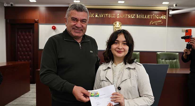 Gençler için ücretsiz eğitim platformu