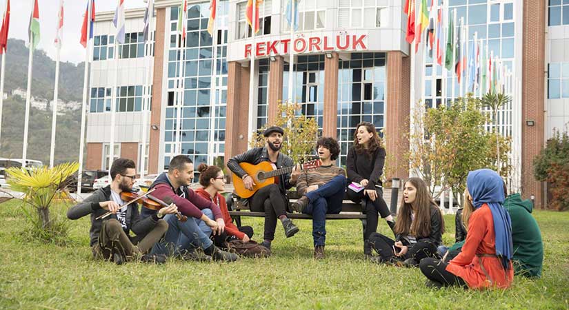 GRÜ, öğrenci dostu üniversite şehirlerinde ilk 20’de