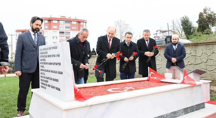 Vali Serdengeçti’den şehitlere ve ailelerine anlamlı ziyaret