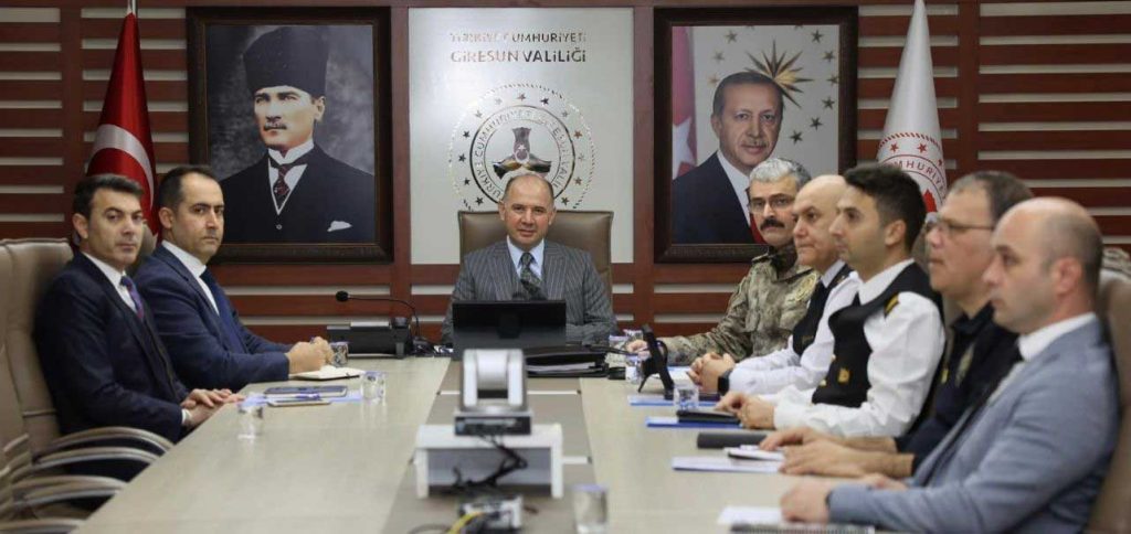 Gündem düzensiz göçmenler