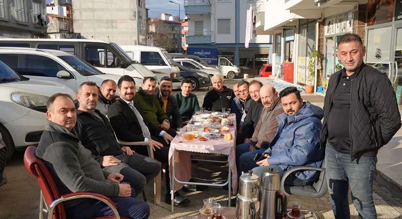 Başkan Ayyıldız, esnafları ziyaret etti