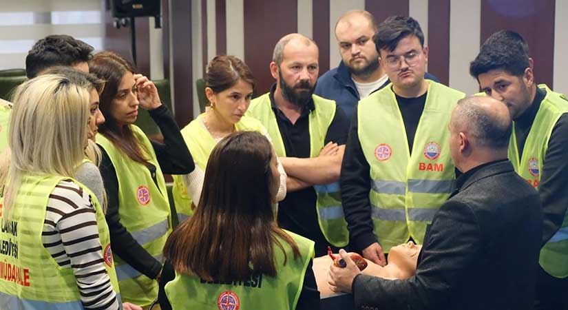 İlk yardımla hayat kurtarma hedefi