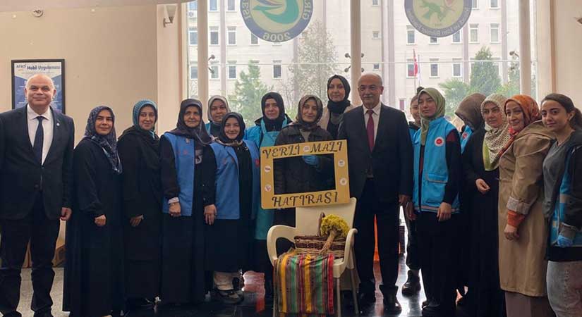 Üniversite öğrencileri yöresel ürünleri tanıdı