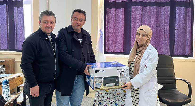 Espiye Elif Optik’ten İlkokula hediye