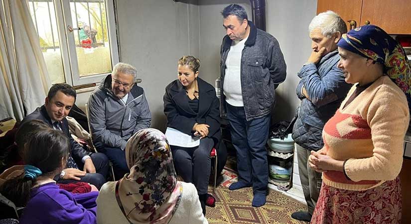 Espiye Kaymakamı ailelerle buluşuyor