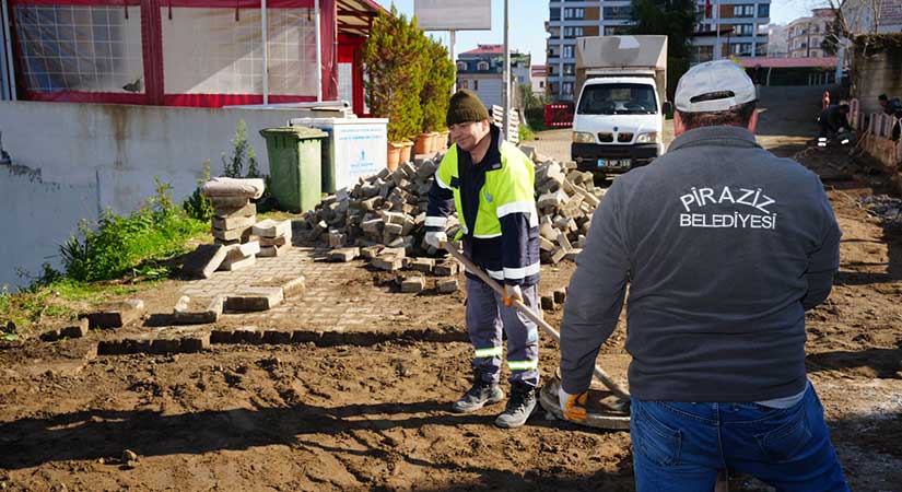 Piraziz’de parke bakım ve onarım çalışmaları sürüyor