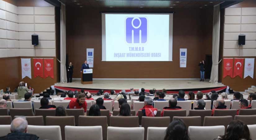 Giresun’da ‘Afet ve Deprem’ konferansı düzenlendi