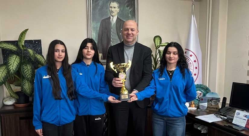 Şehit Cengiz Sarıbaş MTAL’den Öztürk’e ziyaret