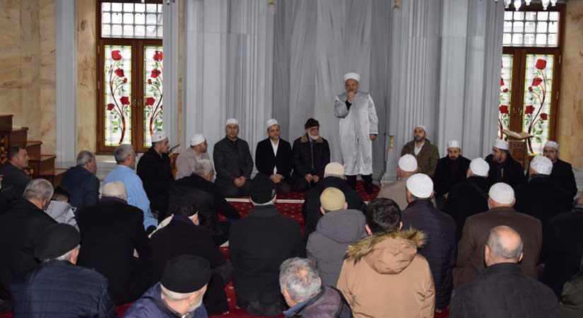 Kılıçbay: Umre gönülleri ihya eden mukaddes bir yolculuktur