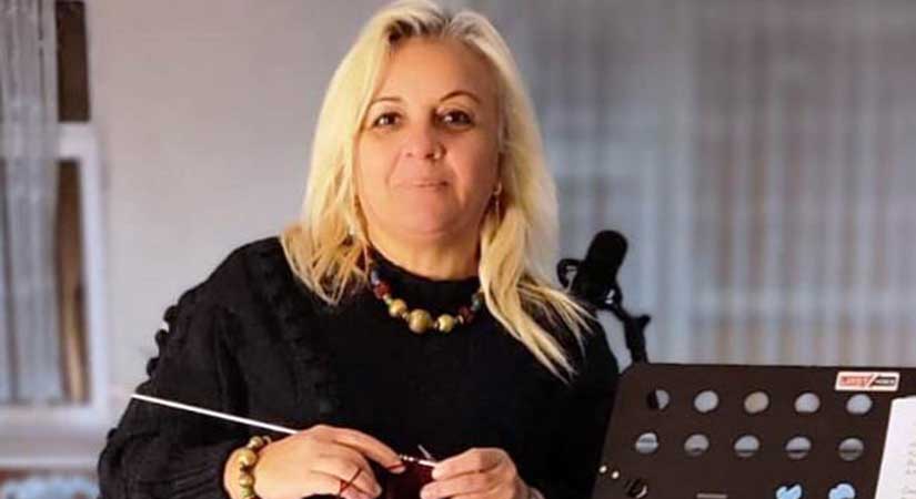 O battaniyeye ilmeklerle destek verdiler