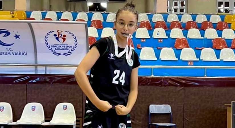 Giresunlu basketbolcumuz Elif Eryiğit’e milli davet!