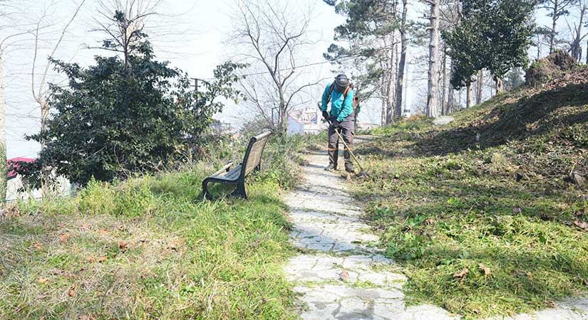 Belediye ekipleri kapsamlı temizlik çalışması yaptı