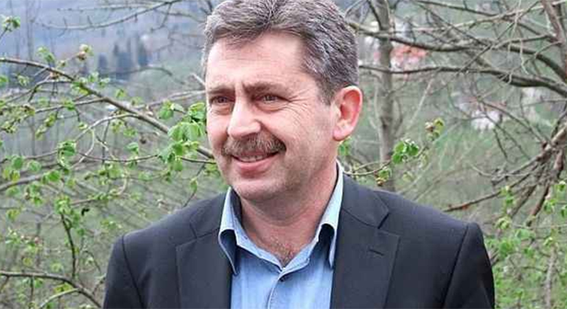 Murat Özkan Kimdir?