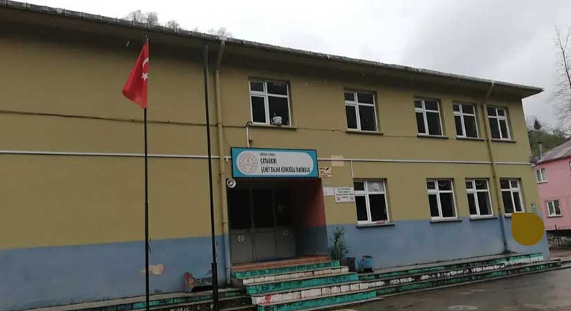 Görele’de şehit adını taşıyan okulun kapatılmasına tepki büyüyor