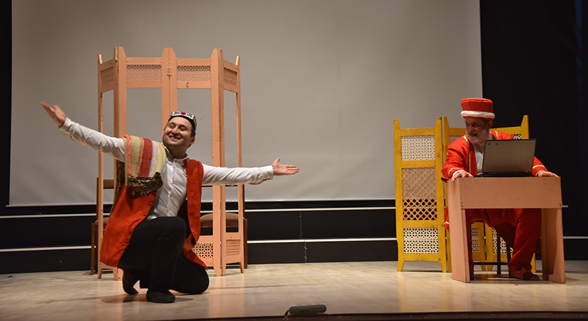 İnternetçi adlı orta oyunu beğenildi