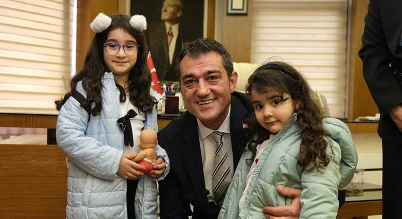 Belediyede bayramlaşma yoğun bir katılımla gerçekleşti