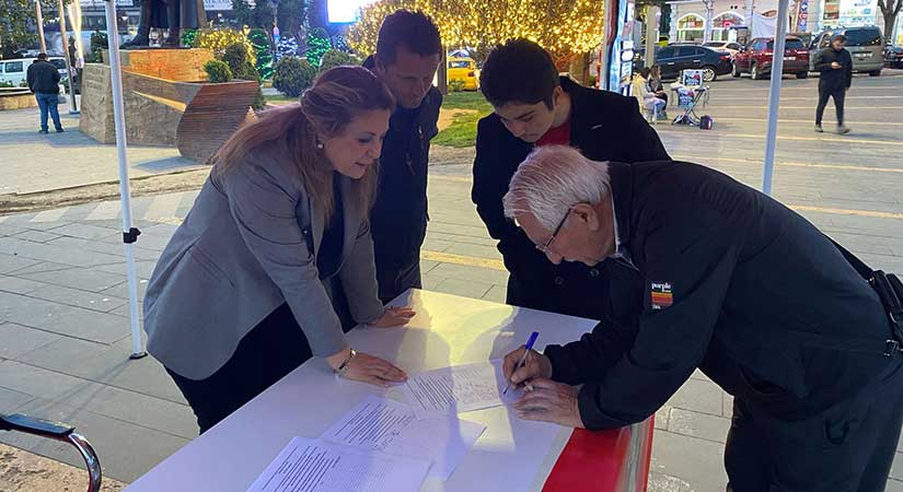 Giresun’da “İmamoğlu’na Özgürlük” imza kampanyası