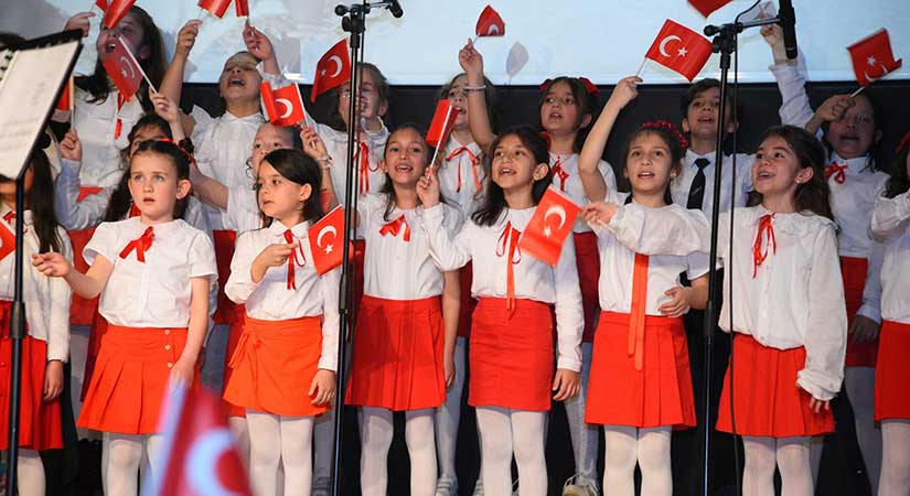 23 Nisan coşkusu konserle taçlandı