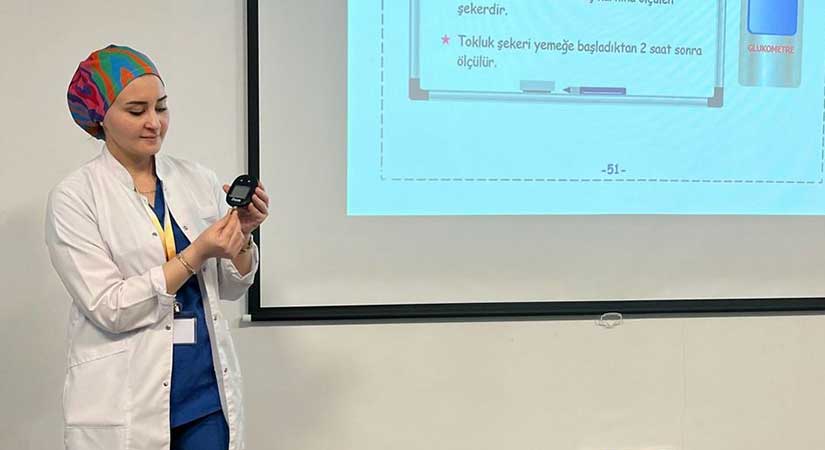 Giresun Eğitim ve Araştırma Hastanesi’nde Diyabet Okulu