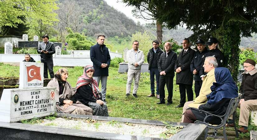 Yağlıdere şehitlerini unutmadı