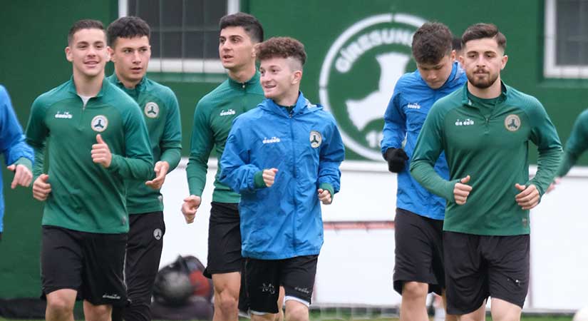 Gençlere mecburi değil, bilinçli yönelme zamanı