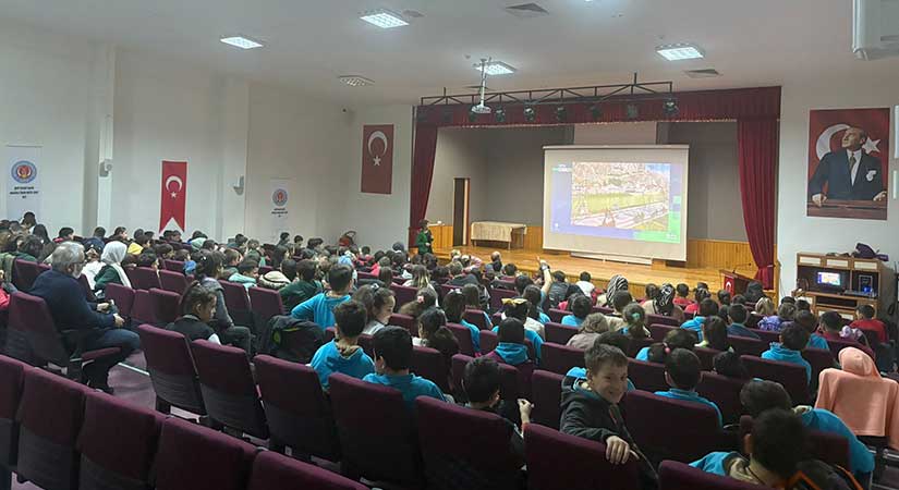 Espiye’de TÜBİTAK Bilim Söyleşisi düzenlendi.
