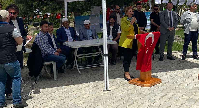 Gezmiş’ten üç ilçeye çıkarma