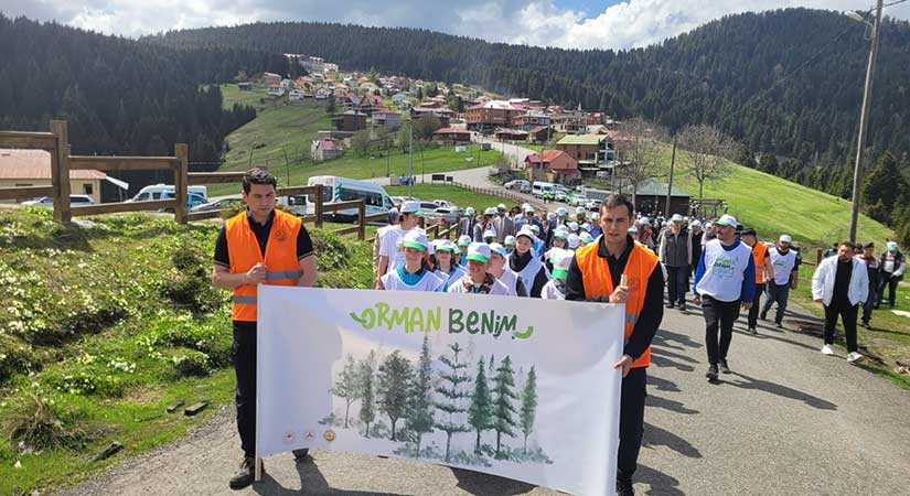 Yavuzkemal yaylasında öğrencilerden örnek davranış
