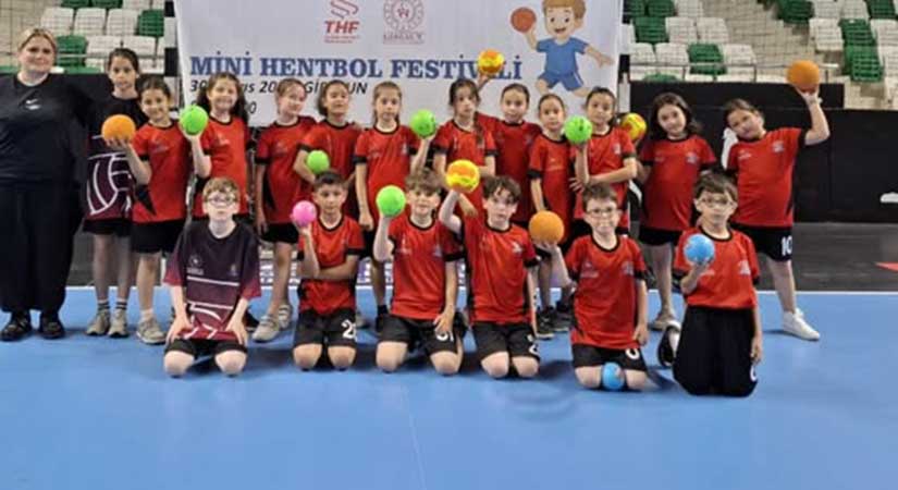 Giresun’da Mini Hentbol Festivaline büyük ilgi