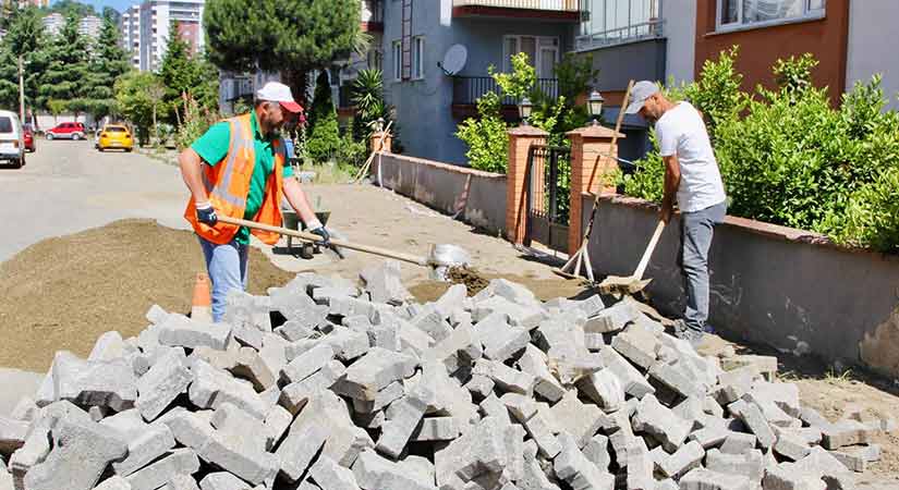 Şehrin her köşesinde yoğun mesai!