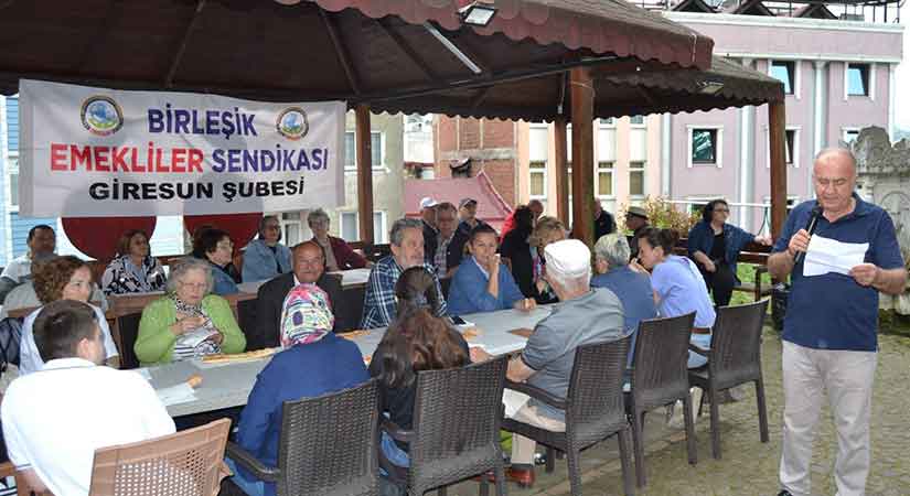 Giresun’da emeklilerden güçlü dayanışma mesajı