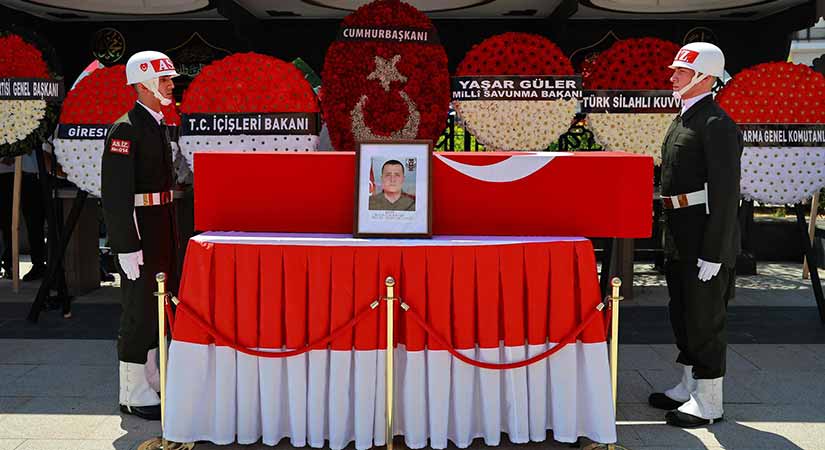 Bulancaklı Şehit Semih Erdoğan, dualarla defnedildi