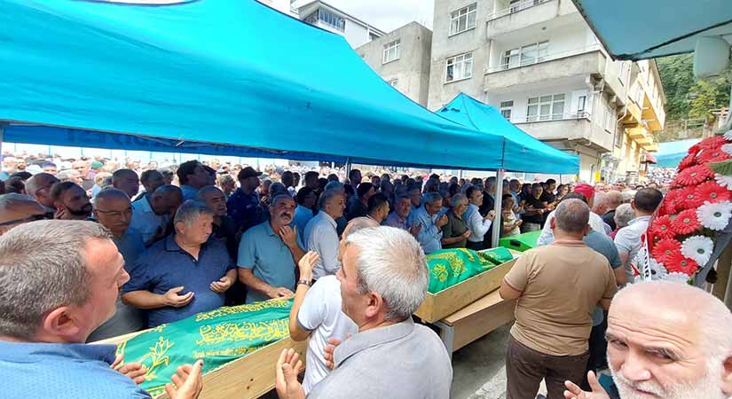 Acı kazada hayatını kaybedenler toprağa verildi