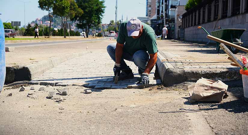 Giresun Belediyesi’nden engelli dostu kaldırım düzenlemesi